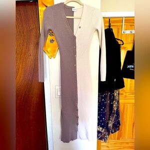 Size Small Abercrombie & Fitch Midi Sweater Dress